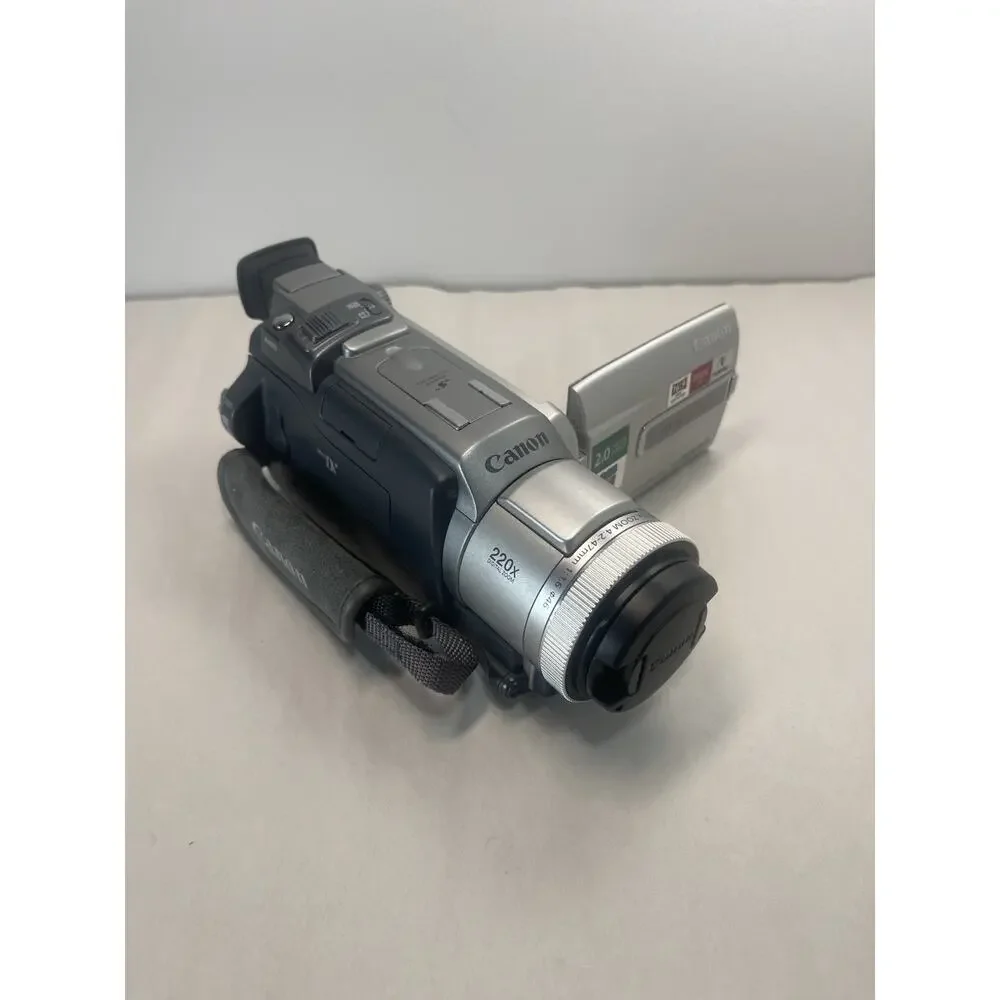 Canon Optura Xi MiniDV Digital Camcorder 220X Zoom w/ 3 Batteries Untested